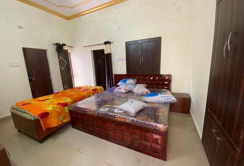 膳宿费 Dwarka Mai Guest House