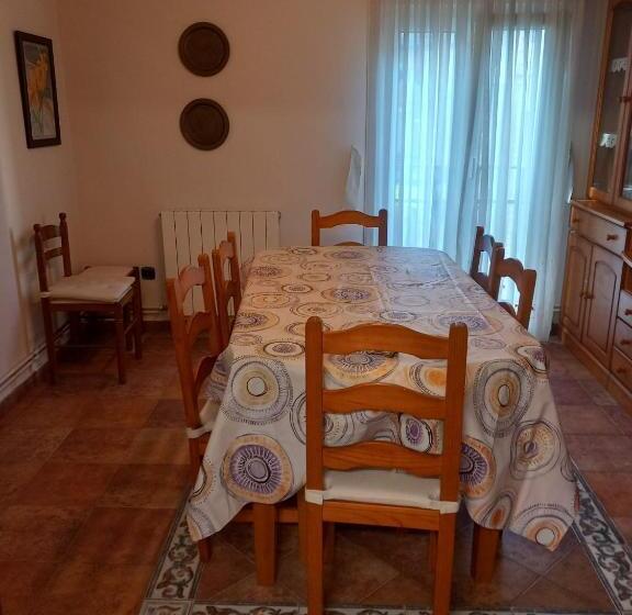 פנסיון Hogar Feliz