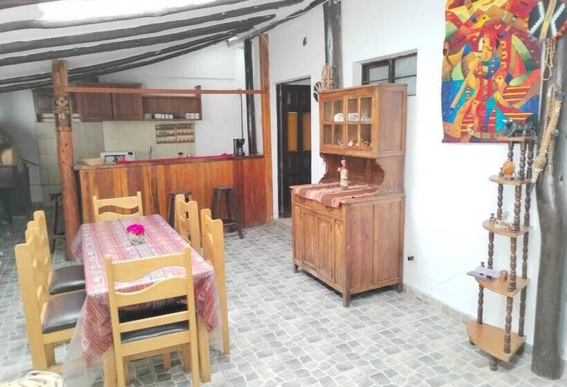 پانسیون Hostal La Posada De Ollanta