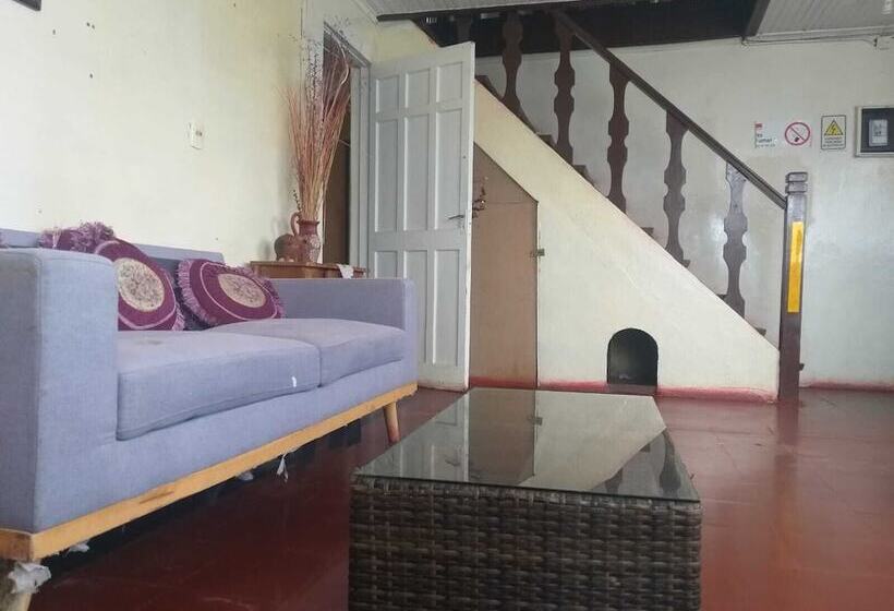 بنسيون Hostal Playa Las Conchitas