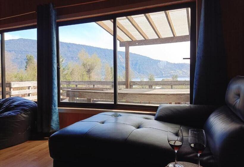 펜션 Hostel Calafquen Coñaripe