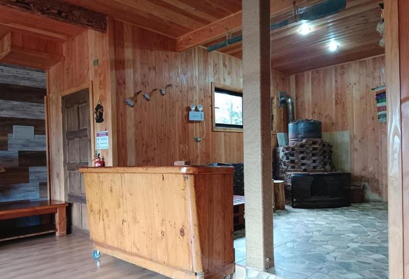 펜션 Hostel Calafquen Coñaripe