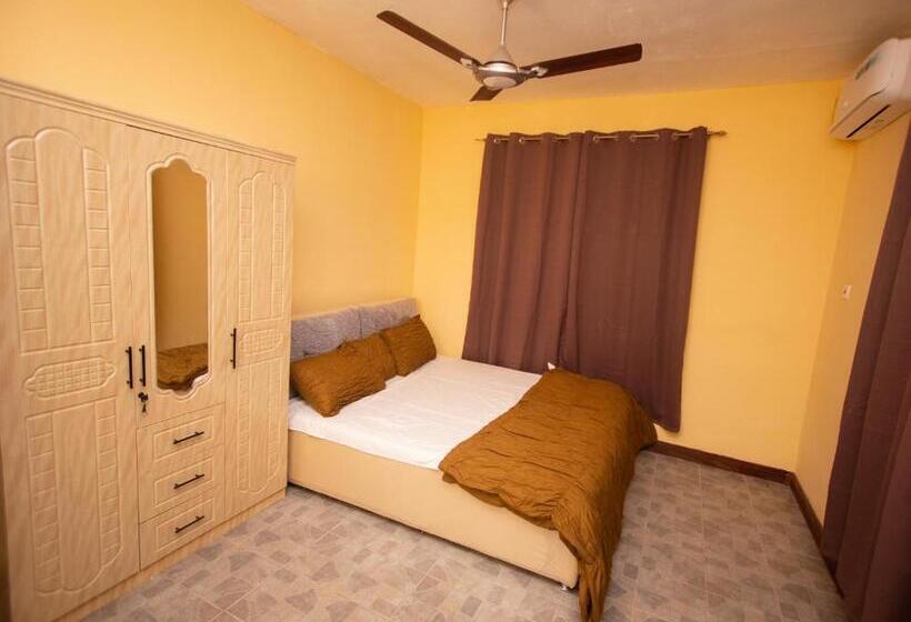 פנסיון Igit Homes