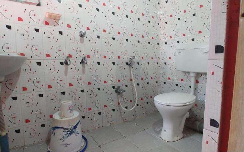 پانسیون Kirtti Inn