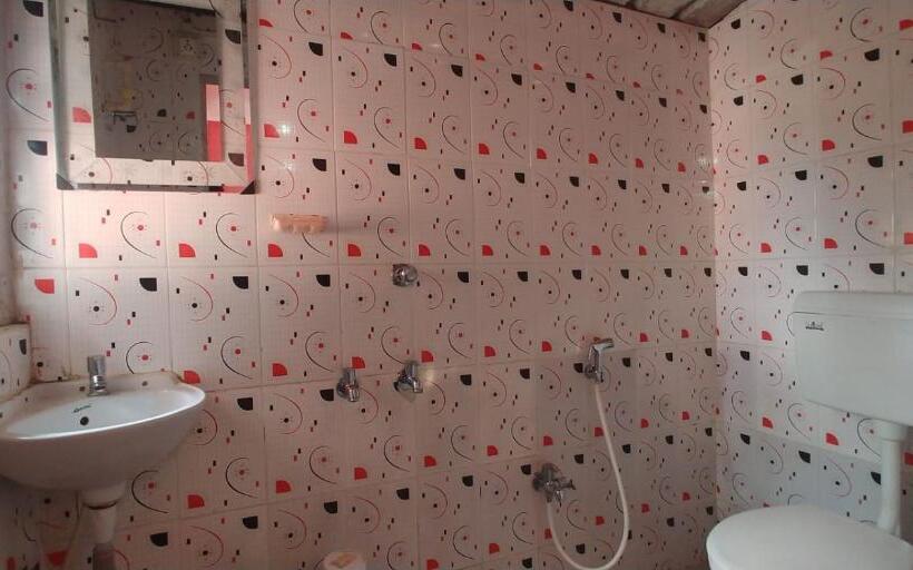 پانسیون Kirtti Inn