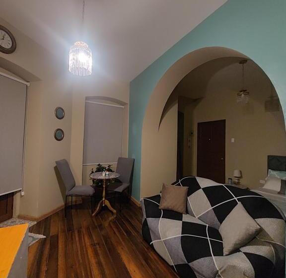 بنسيون La Casa Del Coronel