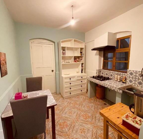 بنسيون La Casa Del Coronel