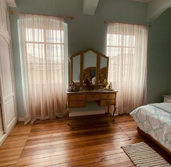 بنسيون La Casa Del Coronel