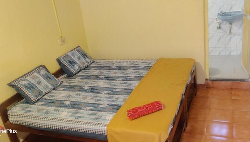 پانسیون Arambol Beach Laxmi Guest House