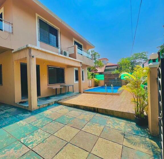 膳宿费 Mahesh Villa