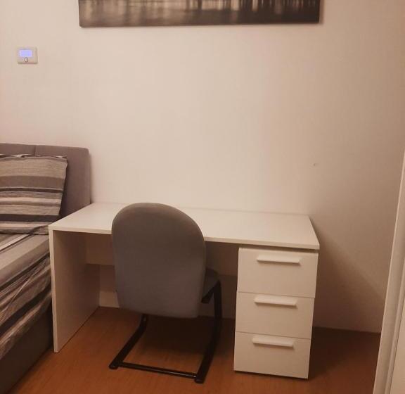 פנסיון Maison D Ozoir