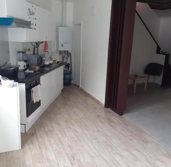 Пансион Marci Room Sweethome