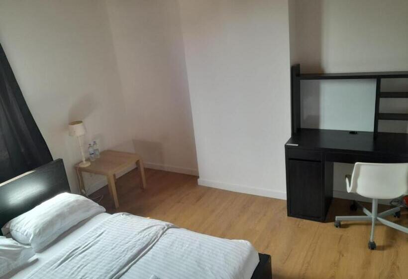 Пансион Marci Room Sweethome