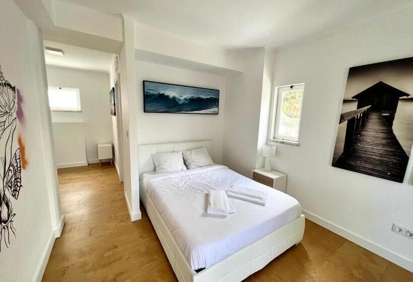بنسيون Oeiras Beach Suites 6 With Private Bathroom And Terrace