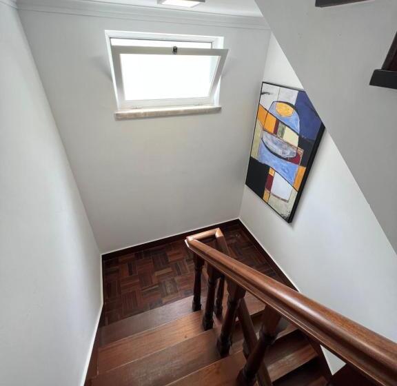 ペンション Oeiras Beach Suites 8 With Private Bathroom And Terrace