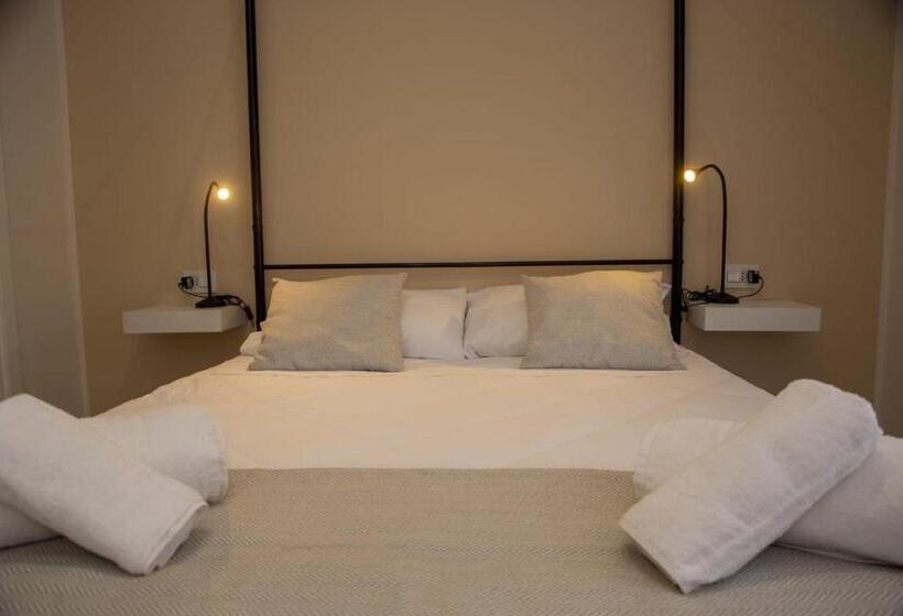 פנסיון Quinto Apartments