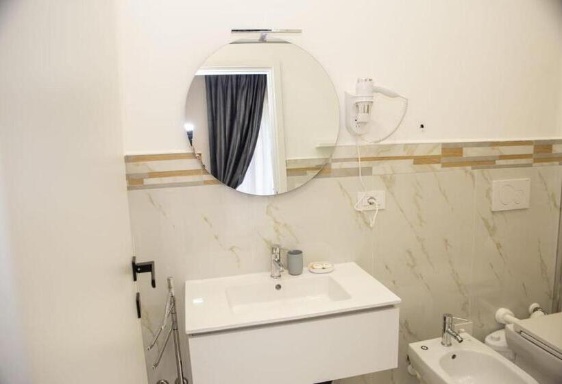 פנסיון Quinto Apartments