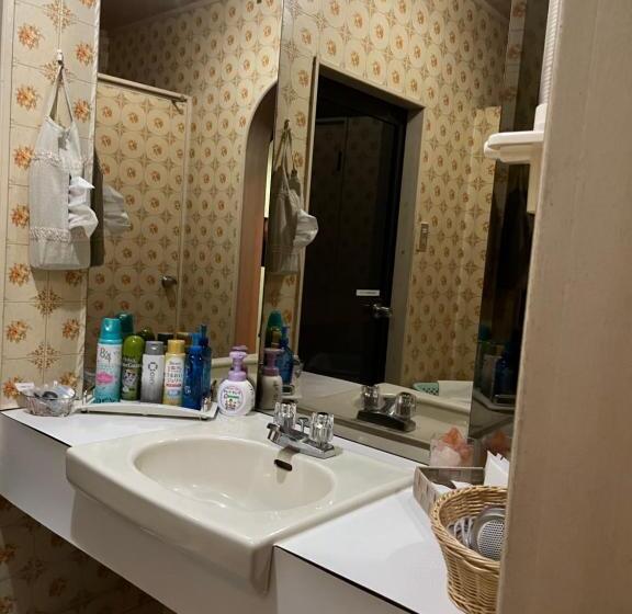 Pensão ロビンホテルrobin