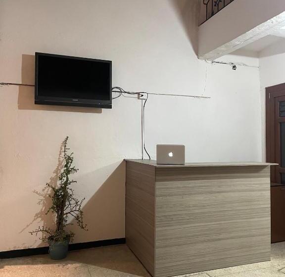 פנסיון Santísimo Hostal Boutique