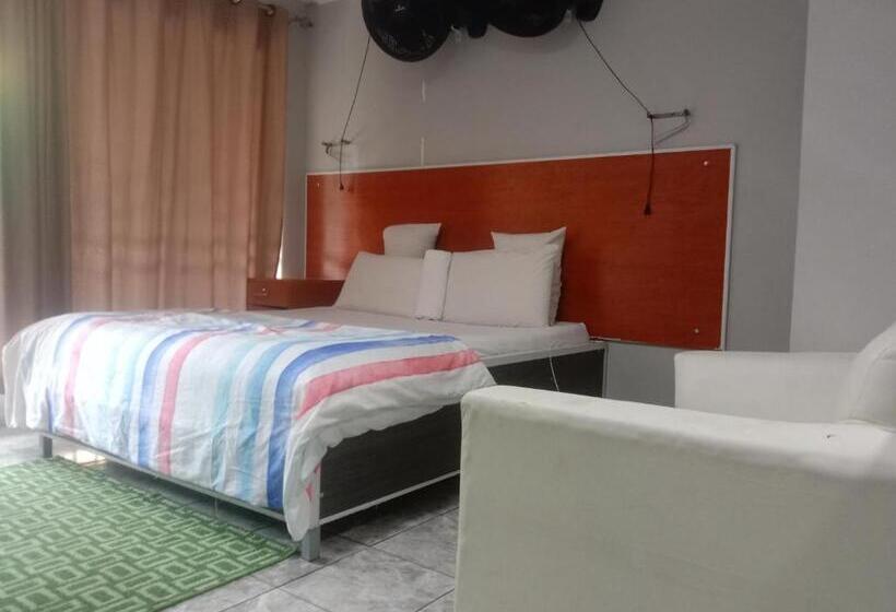 بنسيون Silent Night Guest House Sunnyside Pretoria