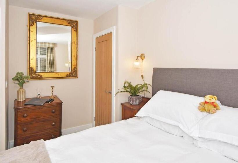 Пансион The Masons Arms