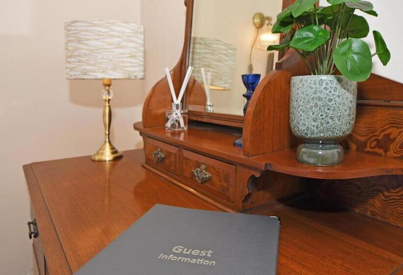 Пансион The Masons Arms