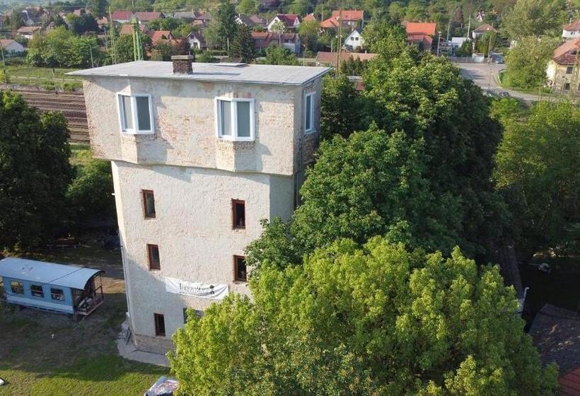 بنسيون Toronyszoba