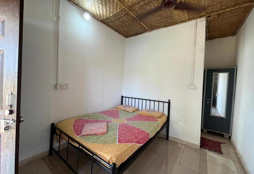 استراحتگاه Wake Park Goa