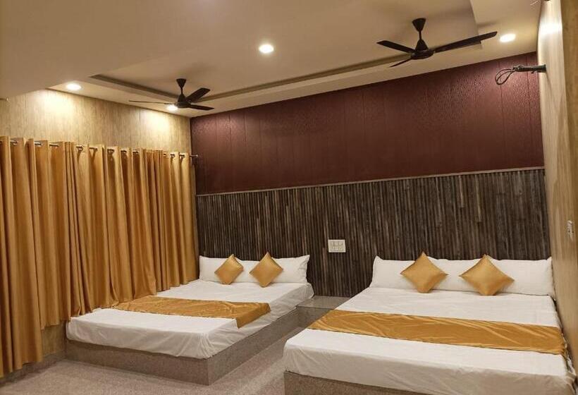 منتجع Wildhawk Adventure Near Delhi Ncr