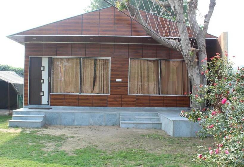 منتجع Wildhawk Adventure Near Delhi Ncr