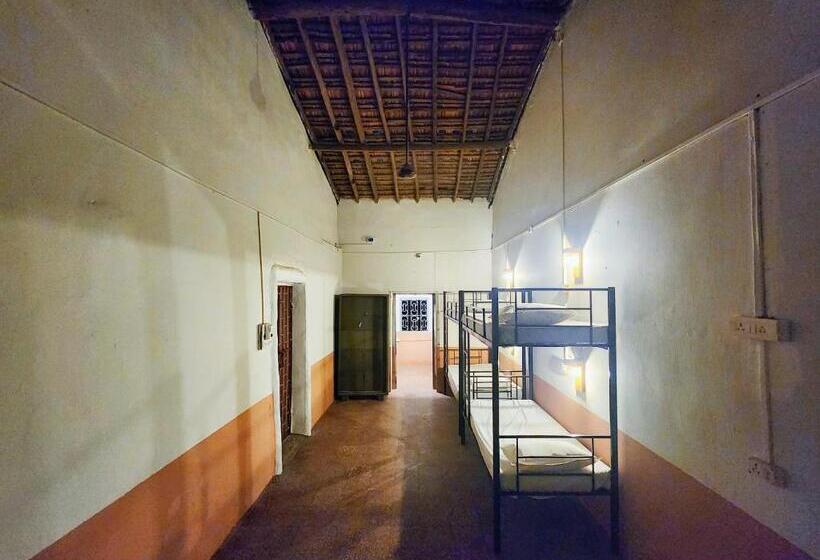 Rustic Dreams Hostel   Anjuna