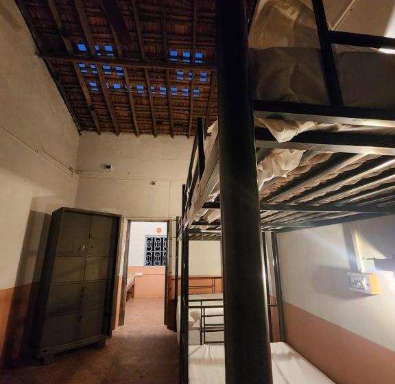 Rustic Dreams Hostel   Anjuna