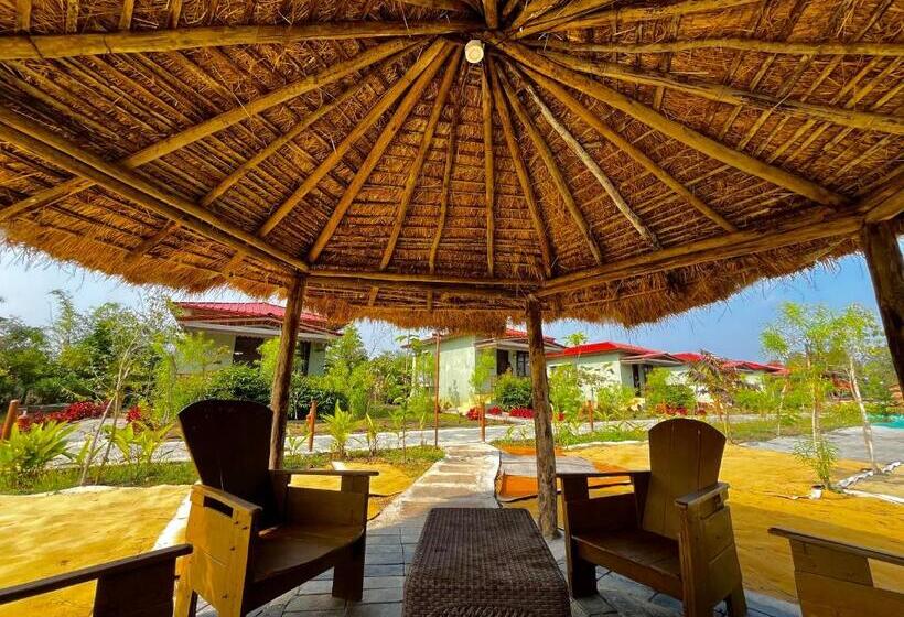 Saiprasad Tiger Resort