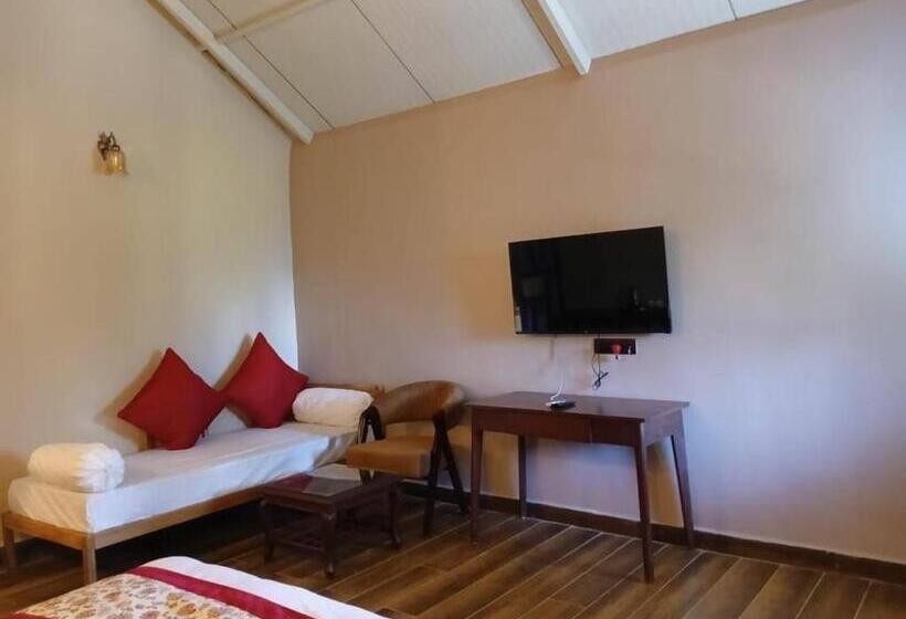 Saiprasad Tiger Resort