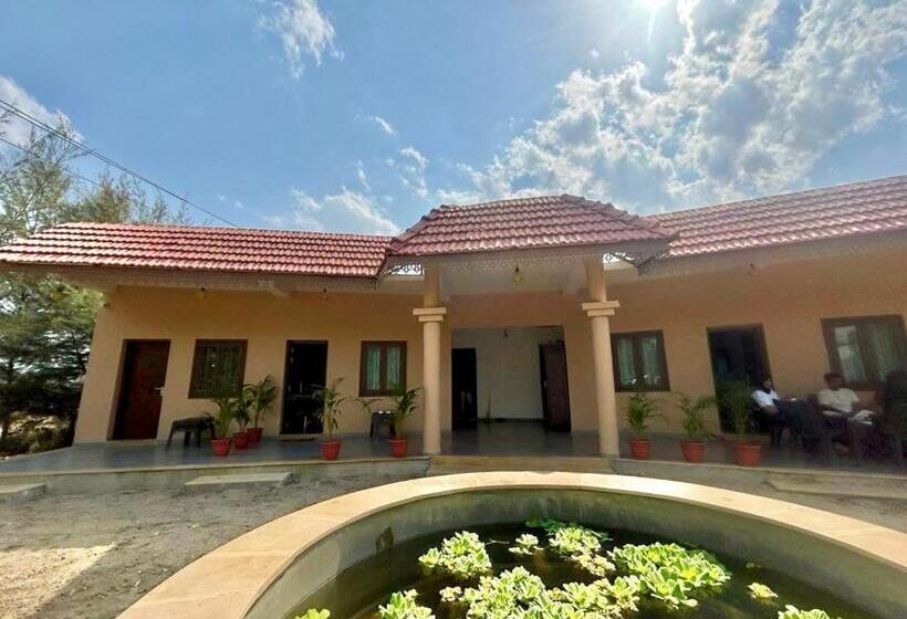 Saiprasad Tiger Resort