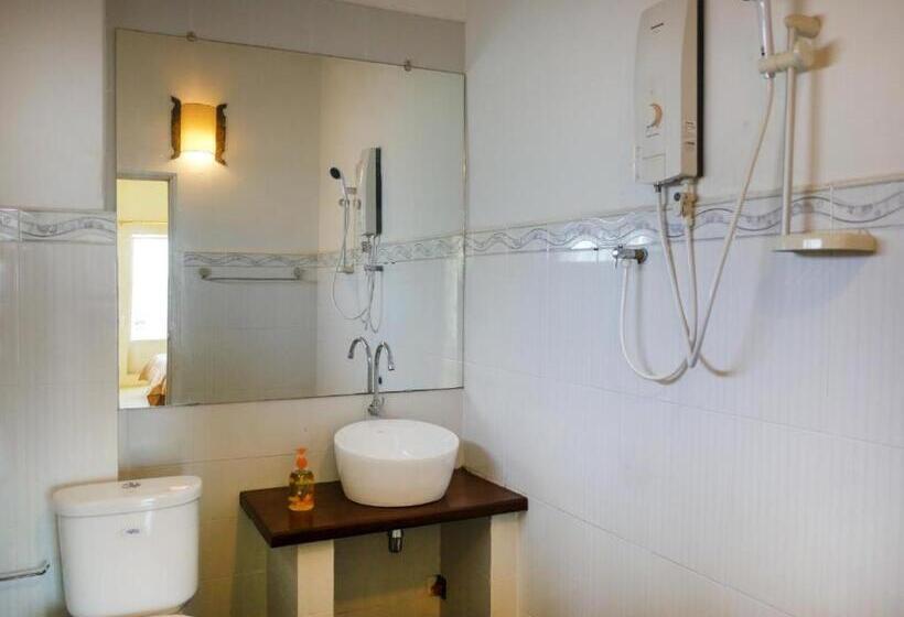 The Pig Pen Hostel & Bbq