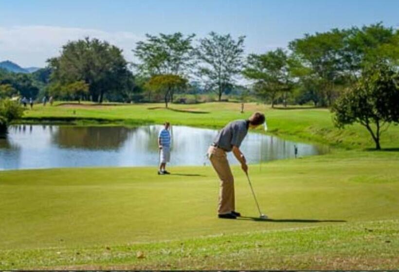 Unit P11/29 Dec @sanbonani Resort & Spa