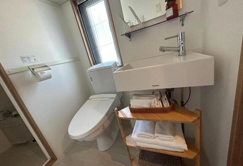 湘南 鹄沼海岸边整套公寓独立卫生间及厨房 海景房近江之岛水族馆