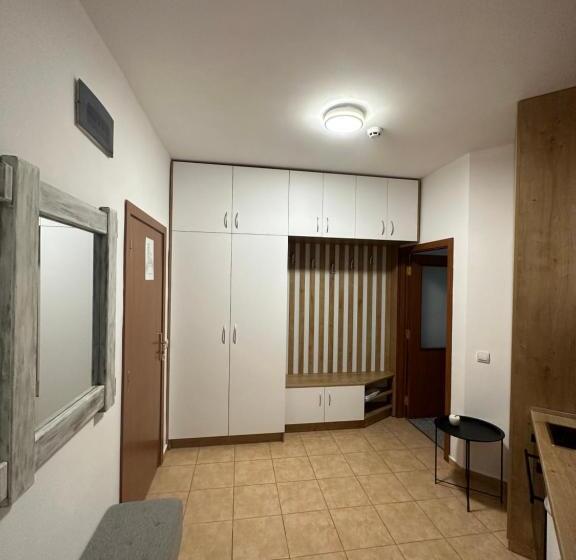 апартхотел флора 213б