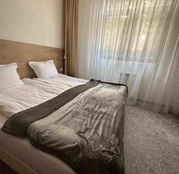 апартхотел флора 213б