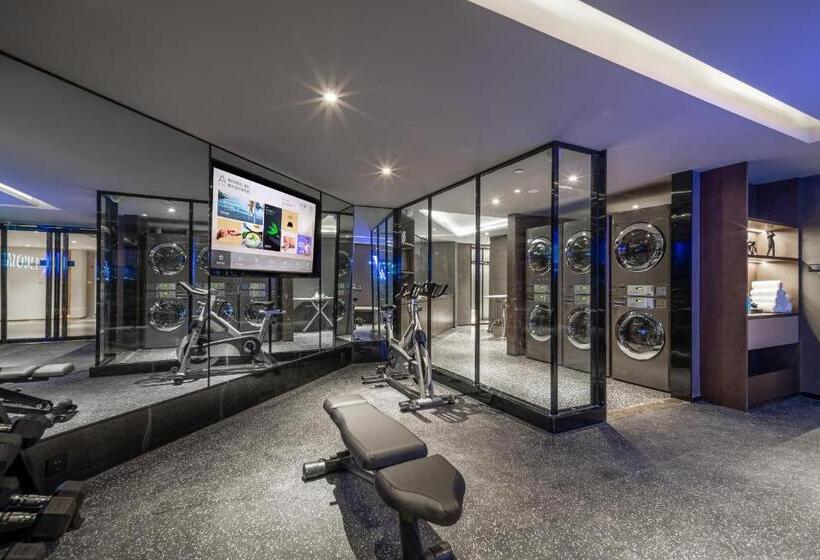 Atour Hotel Nanchang Bayi Square Provincial Television Station