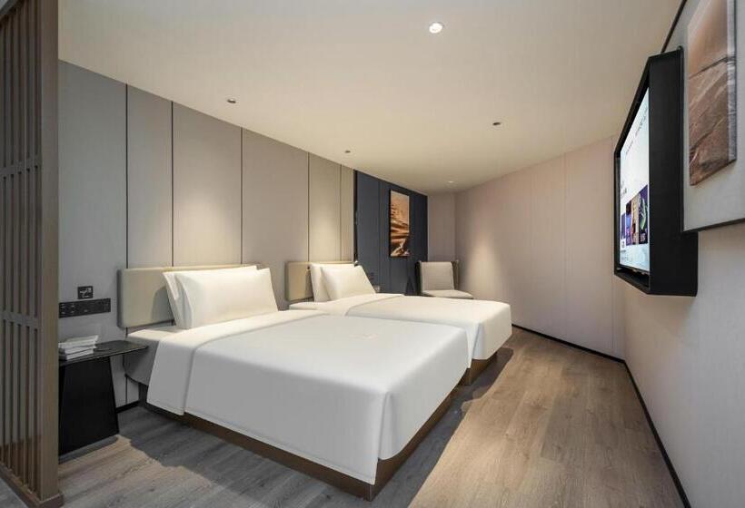 Atour Hotel Nanchang Bayi Square Provincial Television Station