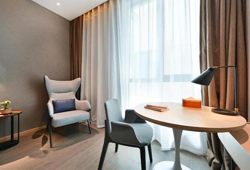 Atour Hotel Tianjin Eye