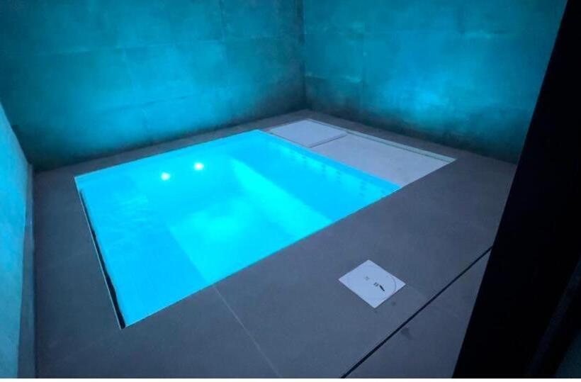 Bed and Breakfast Agora Tournai Wellness Suites 3 Appartements Touristiques Sur La Grand Place