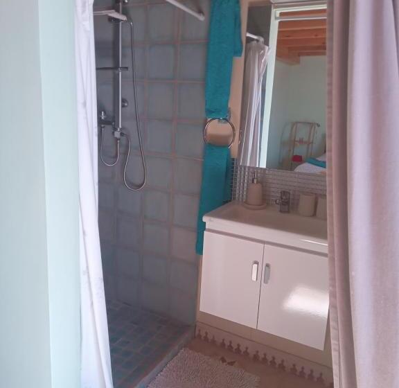 Bed and Breakfast Camping Takat