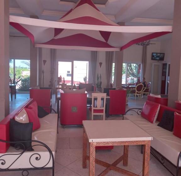 Bed and Breakfast Camping Takat