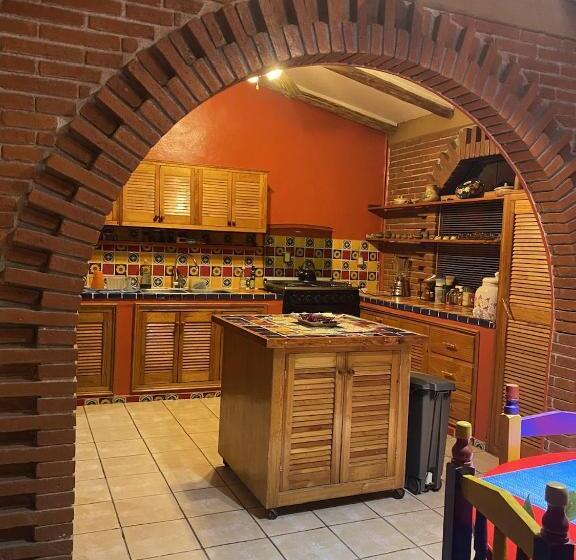 مبيت وإفطار Casa Gutiérrez