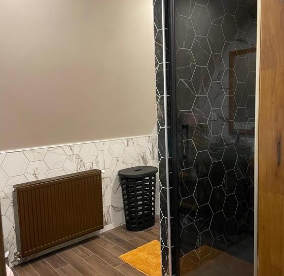 مبيت وإفطار Grande Chambre Confortable