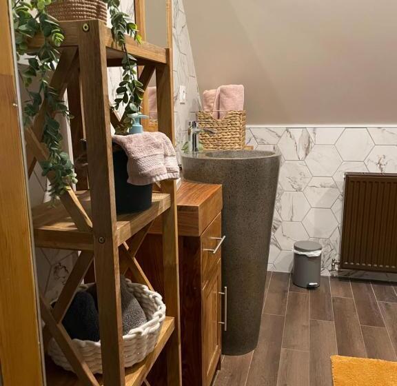 مبيت وإفطار Grande Chambre Confortable