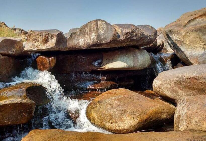 צימר Hampi Mango Villa